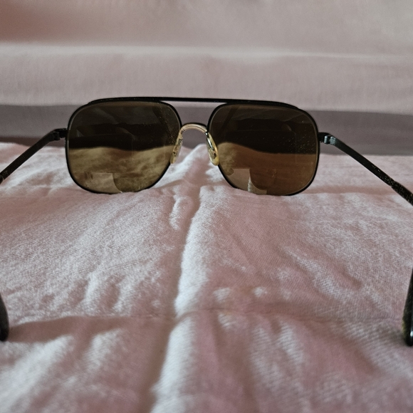 Men's Dark tint Black Sunglasses - Picture 3 of 6